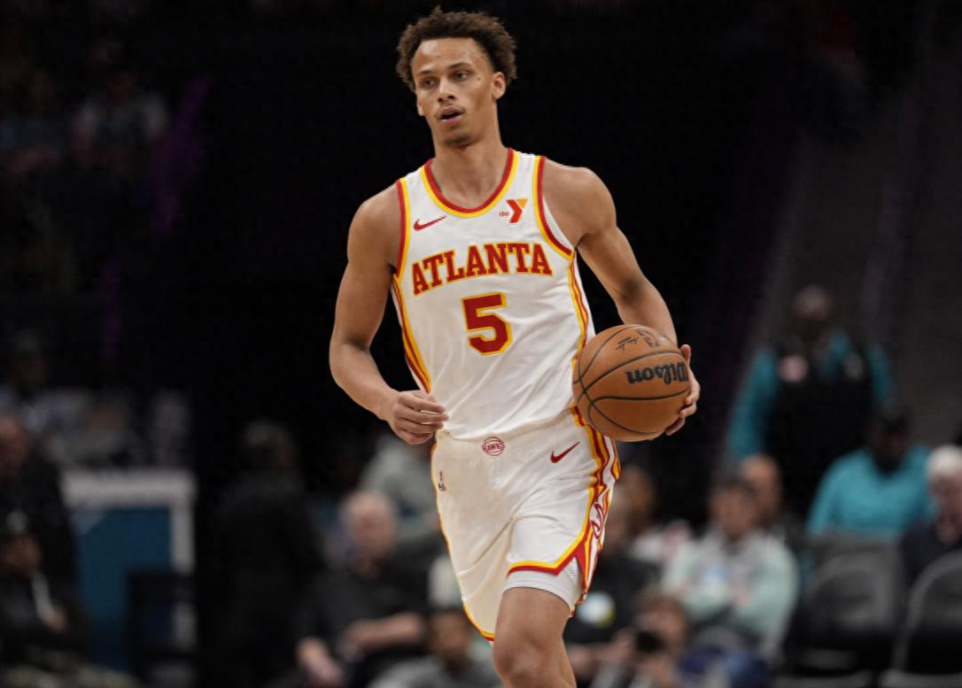 九游账号登录中心官网-浓眉哥新星比赛局势复杂表现突出，瑞士队前途光明！(勇士队阵容调整)