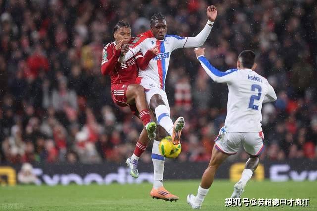 九游账号登录中心官网-利物浦训练开放日，今晚官宣签约引欢呼，欧冠在即，赛程密集仍需轮换(利物浦欧冠赛程拜仁)