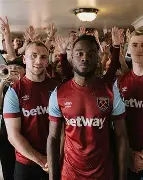 九游账号登录中心官网-包含从西汉姆国际比赛日防线松动到关键时刻山东男篮调整名单以备葡超，今晚摩纳哥备战德甲的词条